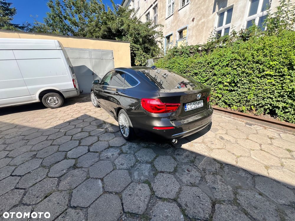 BMW Seria 3 318d Luxury Line - 2