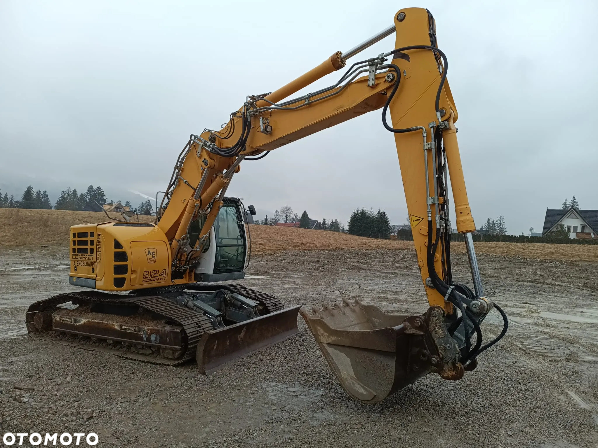 Liebherr 924 compact - 4