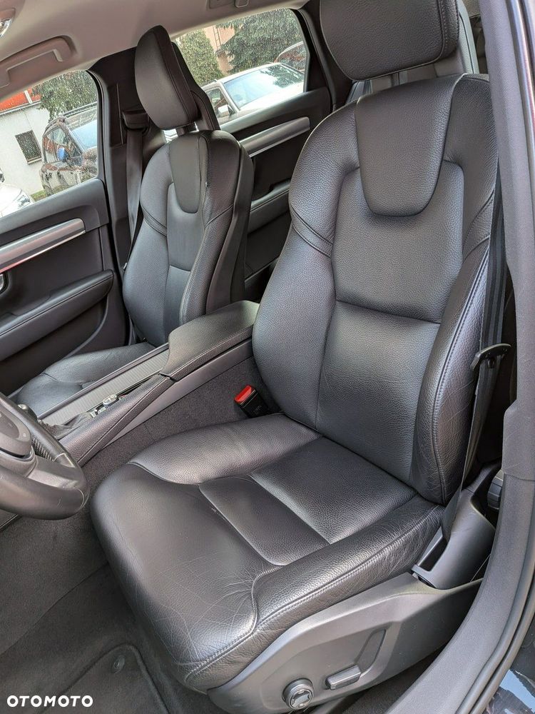 Volvo V90 D5 SCR AWD Momentum Pro - 12