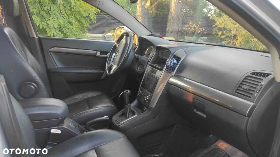 Chevrolet Captiva ver-2-0-d-base - 3