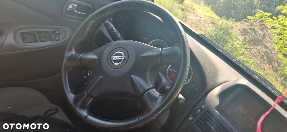 Nissan Almera na części - 6