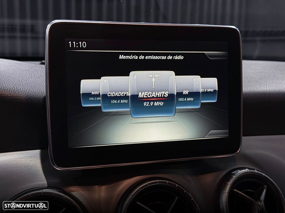 Mercedes-Benz CLA 180 d AMG Line - 21