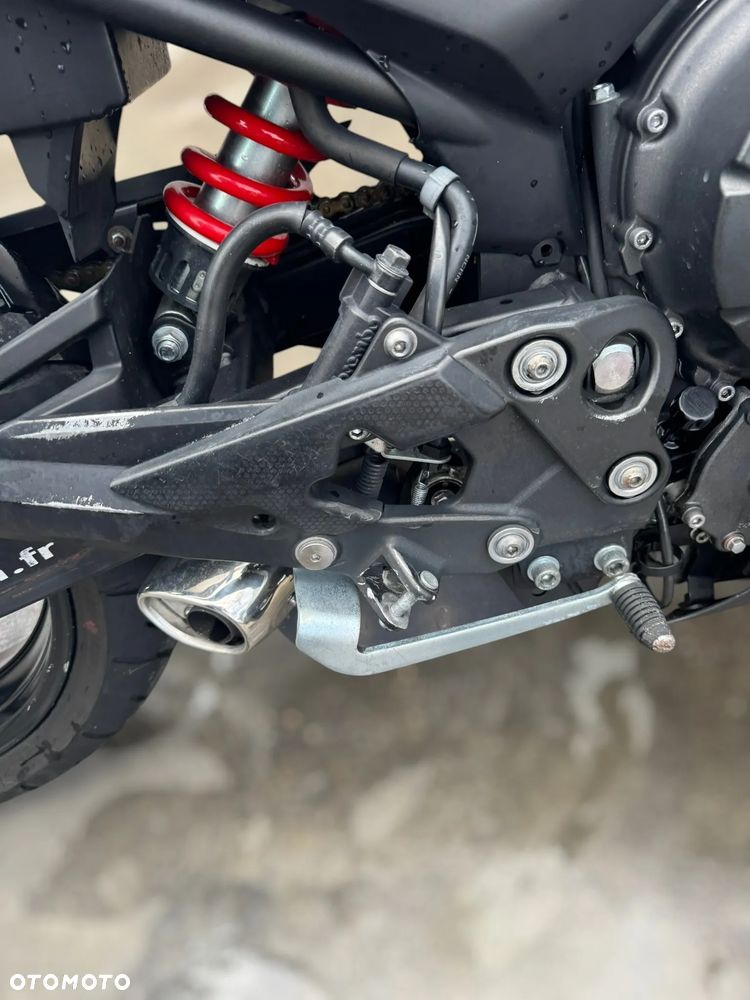 Yamaha XJ - 9