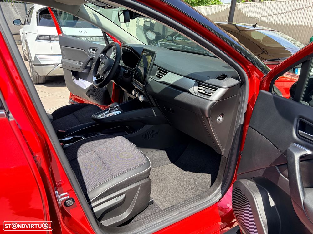 Renault Captur 1.6 E-Tech Full Hybrid Techno - 19