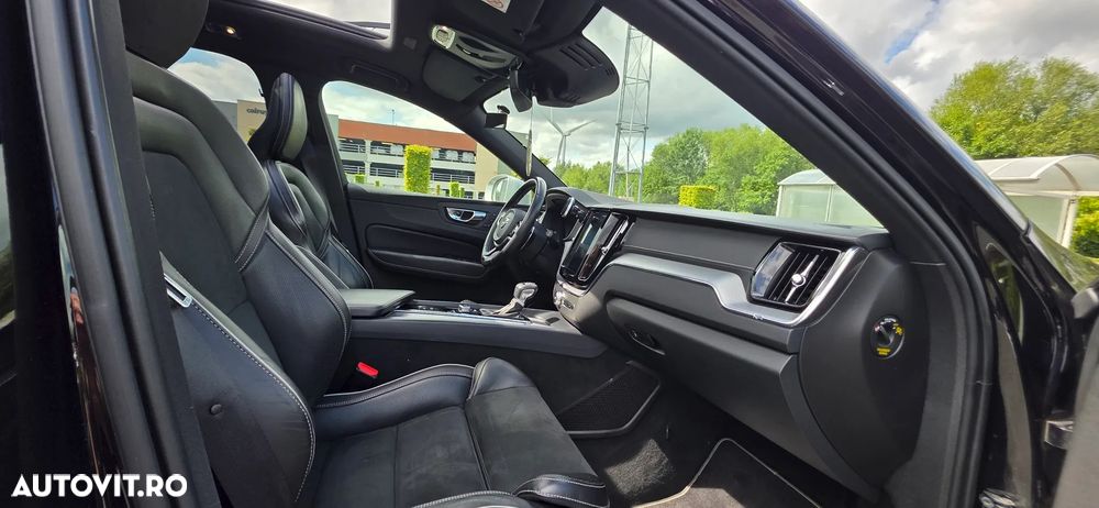 Volvo XC 60 B4 D AWD Geartronic RDesign - 29