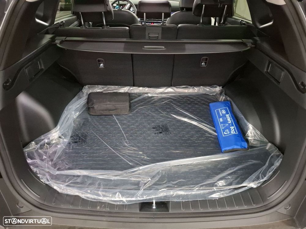 Hyundai Tucson 1.6 T-GDI PHEV e-Vanguard + TT - 27