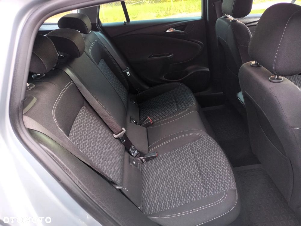 Opel Astra - 23
