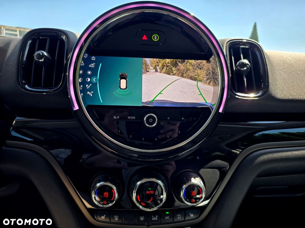 MINI Countryman - 16
