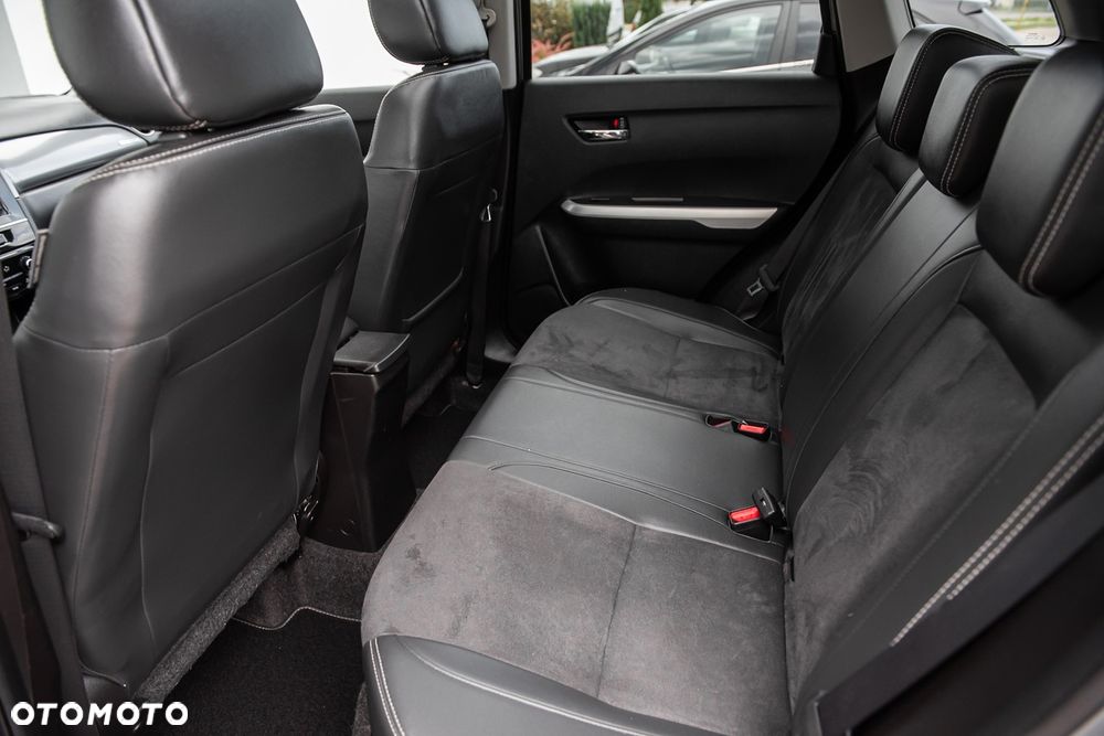 Suzuki Vitara 1.6 (4x4) Allgrip Comfort+ - 25