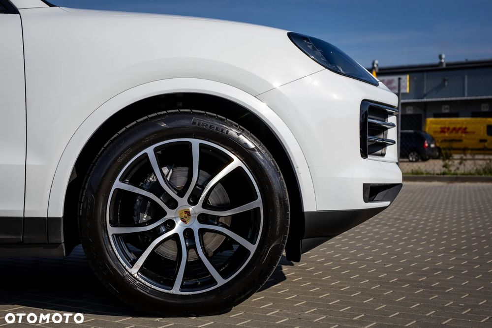 Porsche Cayenne - 13