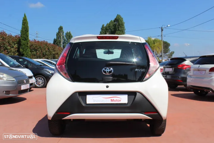Toyota Aygo 1.0 - 15