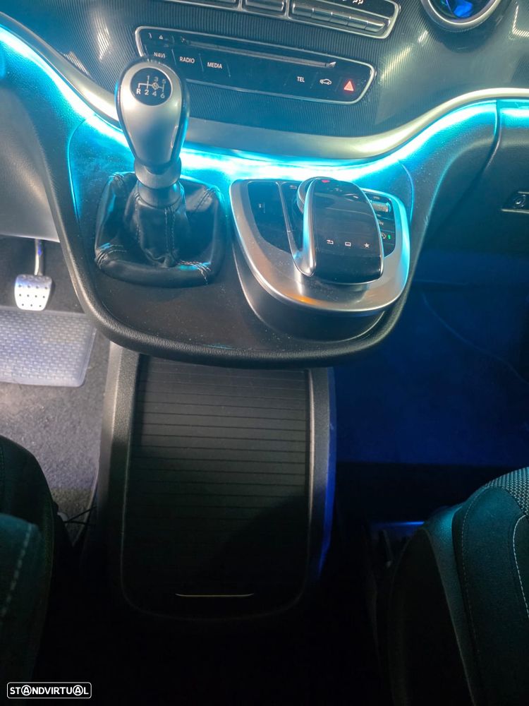 Mercedes-Benz V 220 CDI Longa - 25