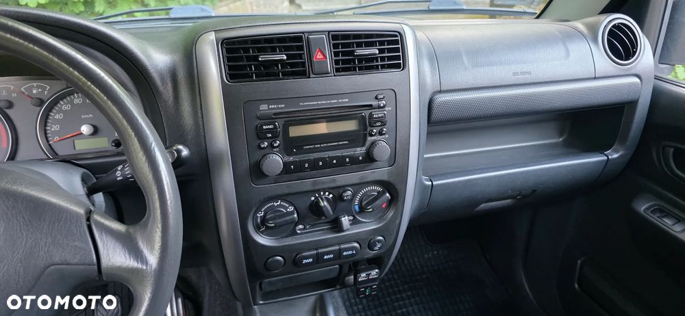 Suzuki Jimny - 26