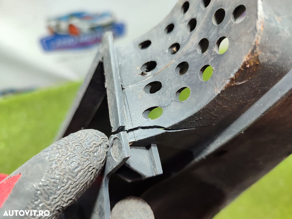 DEFLECTOR AER RENAULT CLIO 4 1.2 BENZINA 2016 COD OEM 214B30199R / 2012-2018 - 6