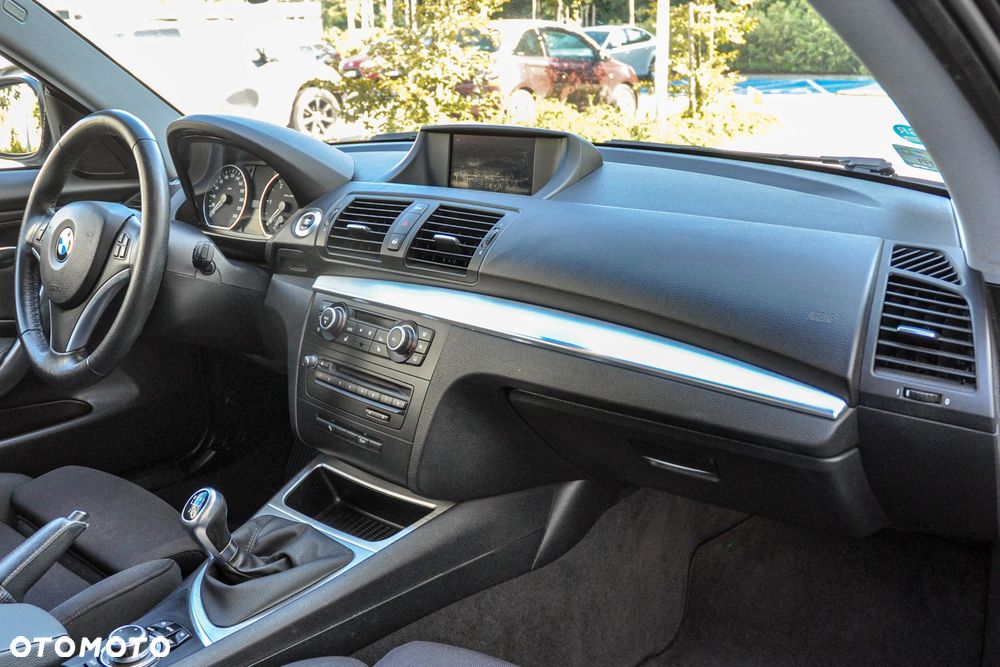 BMW Seria 1 - 10