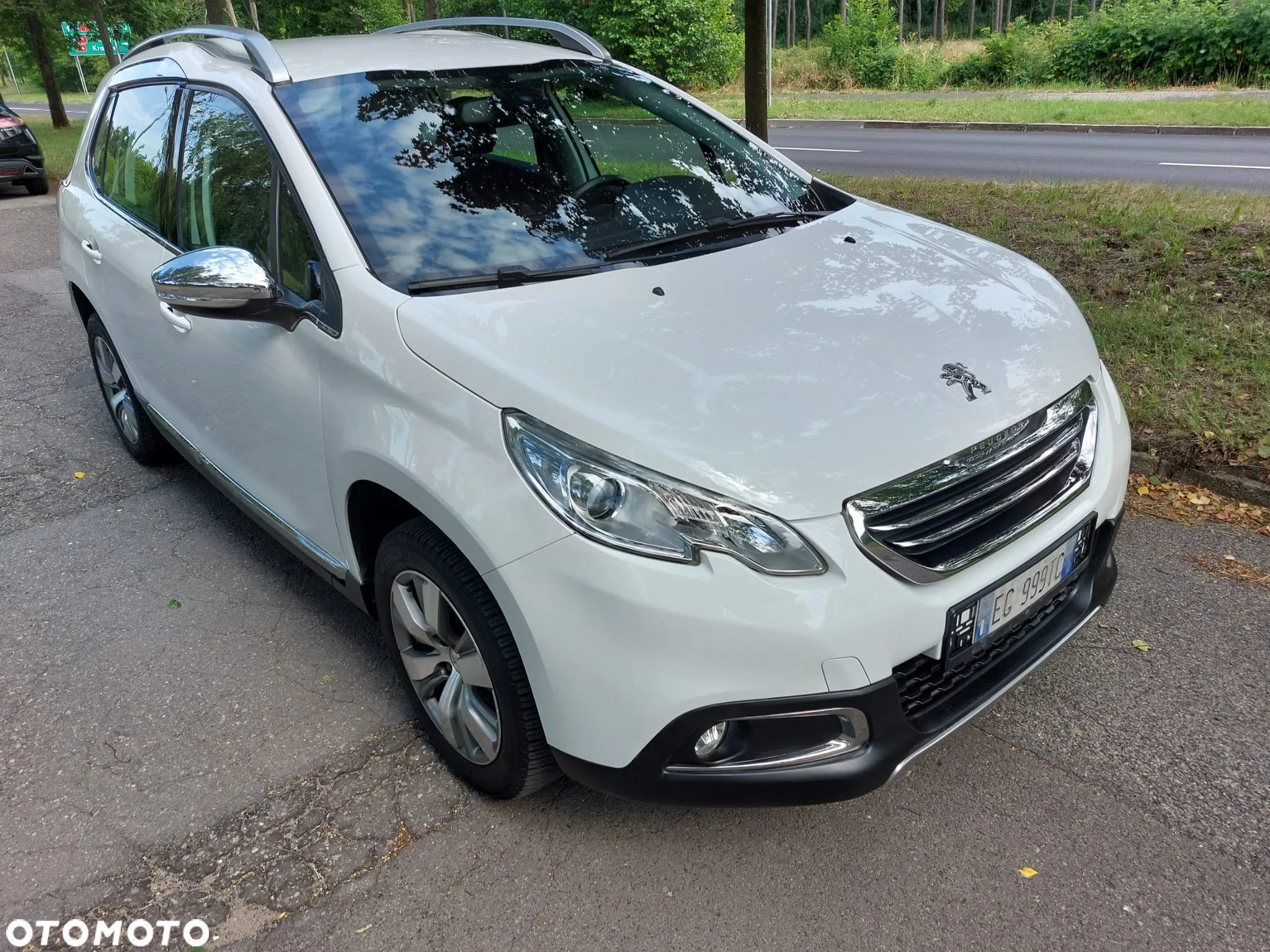 Peugeot 2008 PureTech 82 Allure - 2