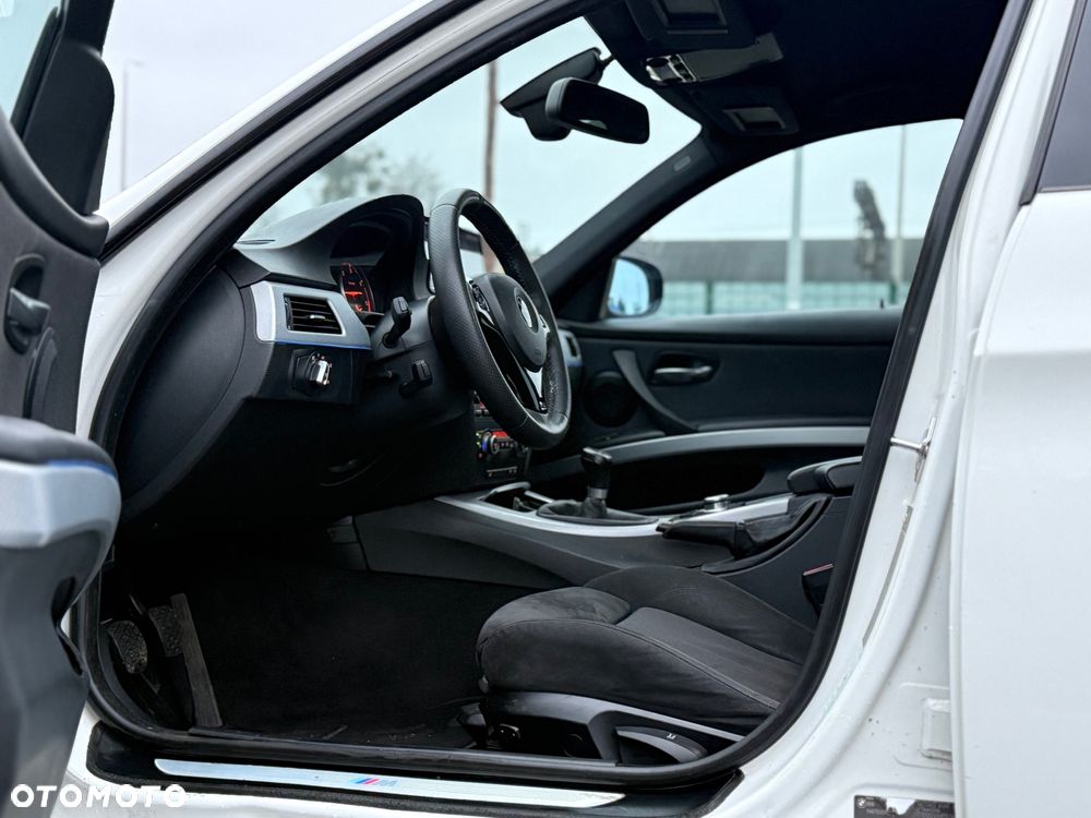 BMW Seria 3 320d - 5