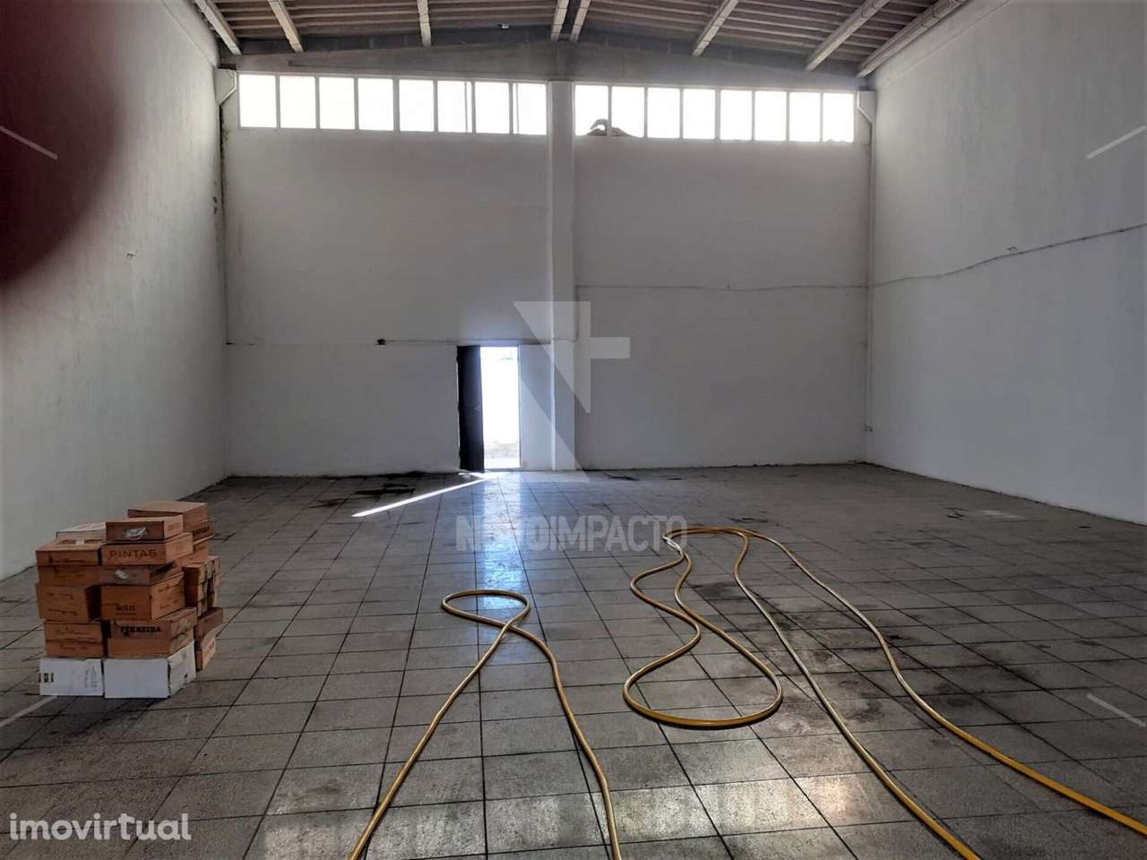 Armazém centro Montijo - 200 m2 - Grande imagem: 2/4