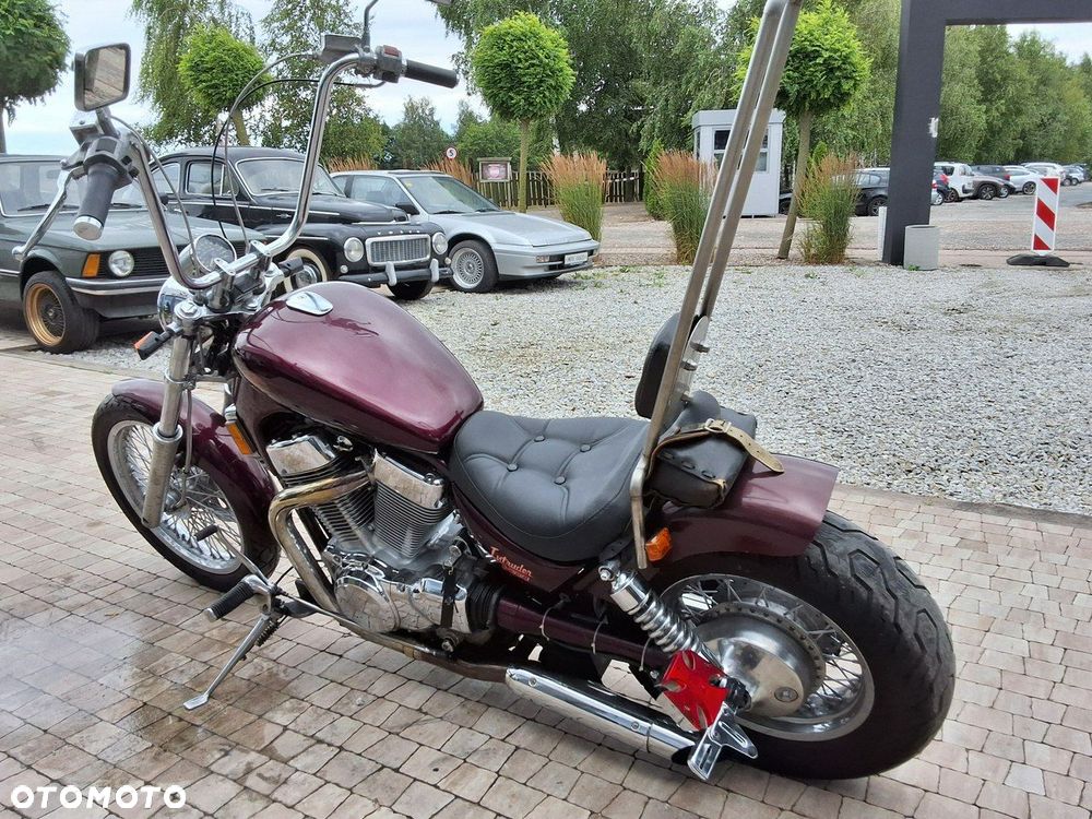 Suzuki Intruder - 10
