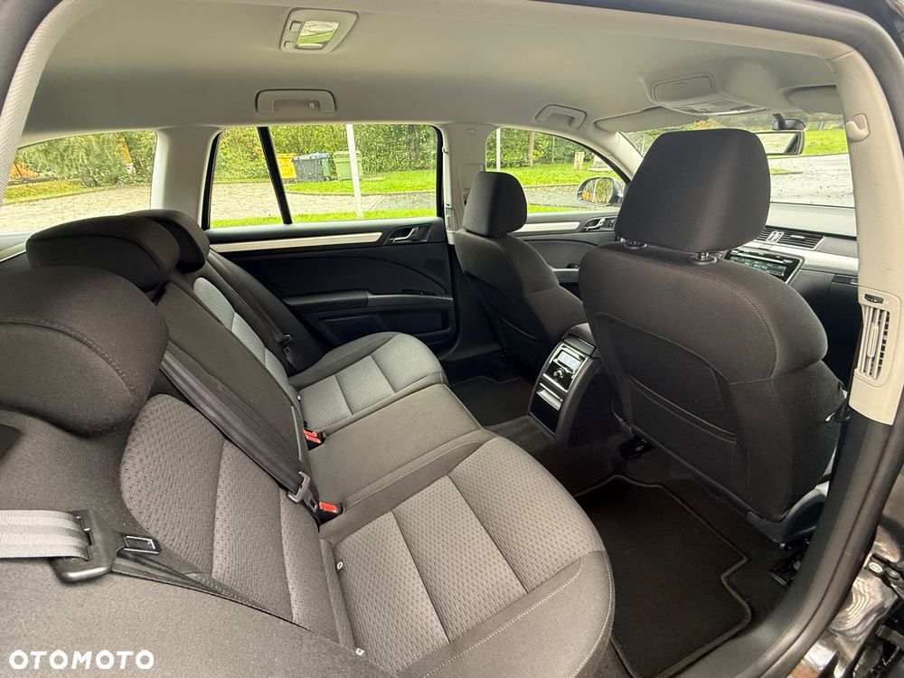 Skoda Superb 1.6 TDI GreenLine - 17