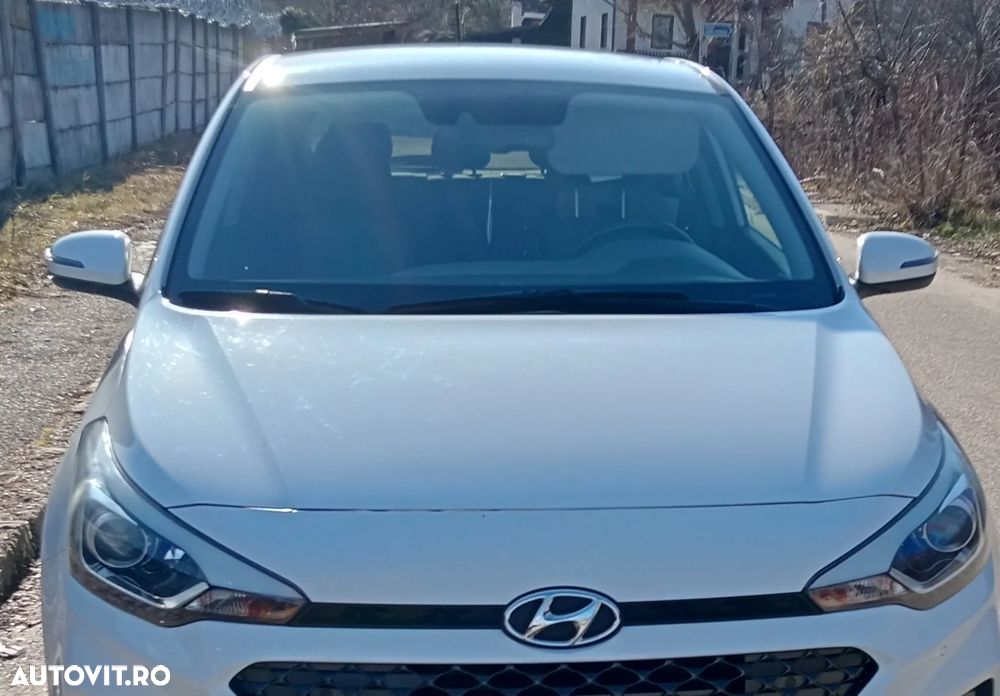 Hyundai i20 1.2 L 84CP 5DR Led Line - 1
