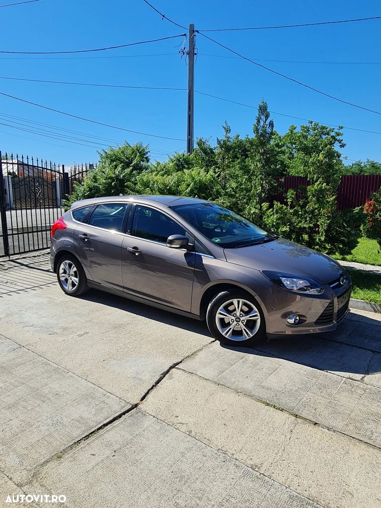 Ford Focus 1.0 EcoBoost Start-Stopp-System Champions Edition - 4