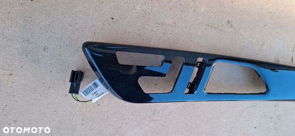 MERCEDES ML GL W166 DEKOR LISTWA BOCZEK DRZWI PRAWY PRZÓD LED A1667203622 - 3