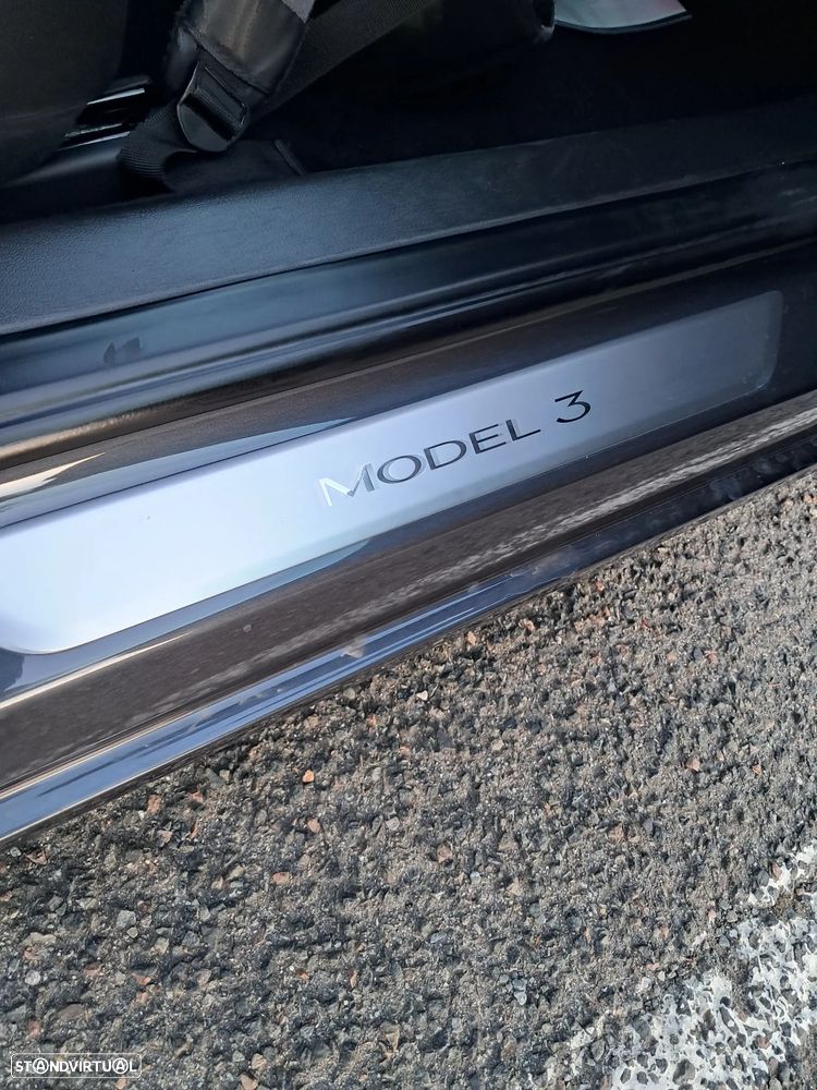 Tesla Model 3 Standard Range Plus RWD - 11