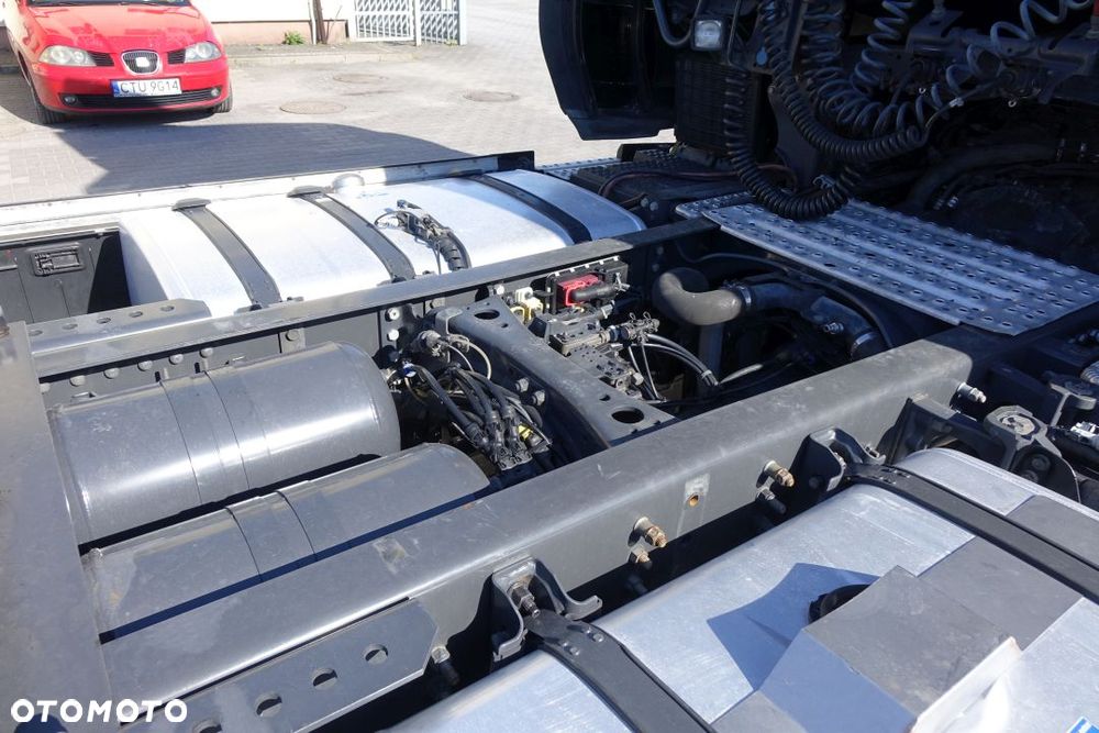 Scania R450 / EURO 6 / STANDARD/ AUTOMAT / RETARDER / LODÓWKA / NAWIGACJA / KLIMATYZACJA POSTOJOWA / 2 ZBIORNIKI - 18