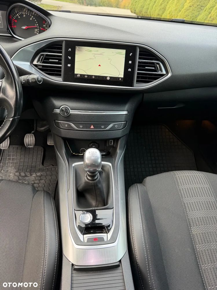 Peugeot 308 BlueHDi 130 Stop & Start Active Business-Paket - 8