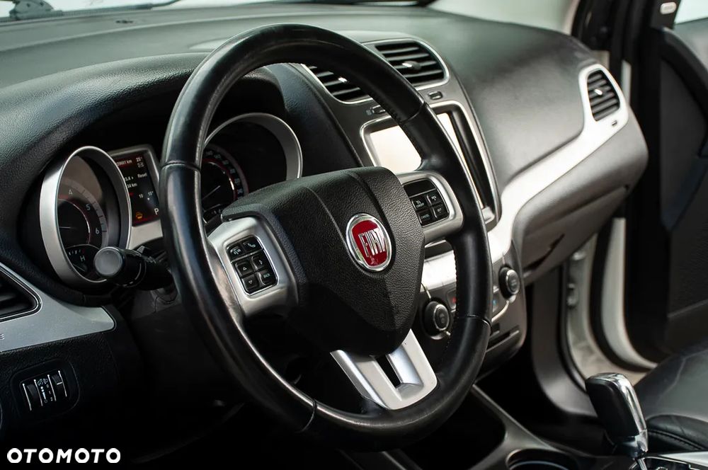 Fiat Freemont 2.0 Multijet Black Code AWD - 22