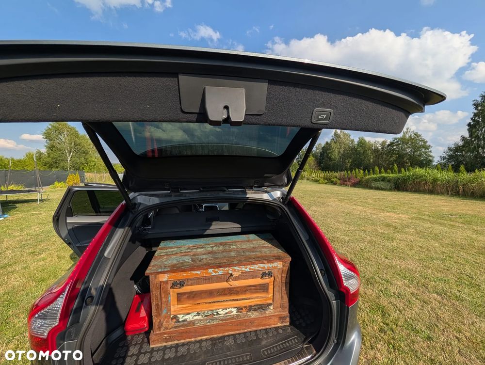 Volvo XC 60 - 4