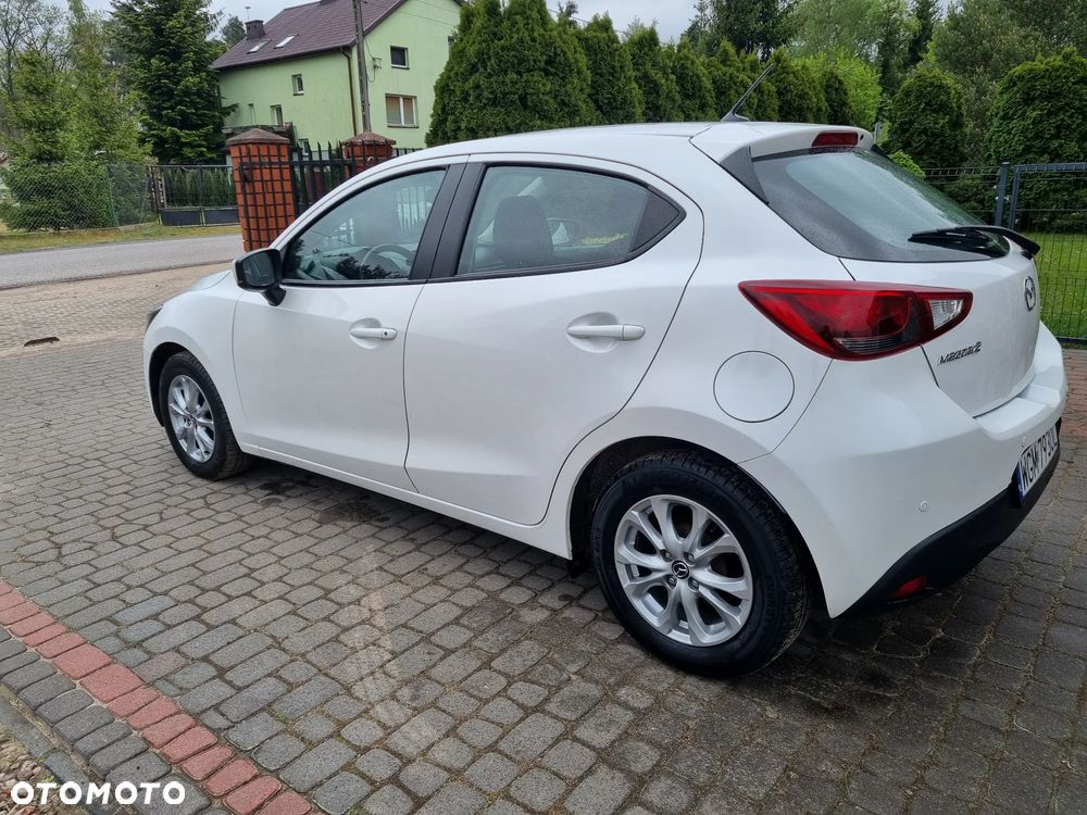 Mazda 2 - 6