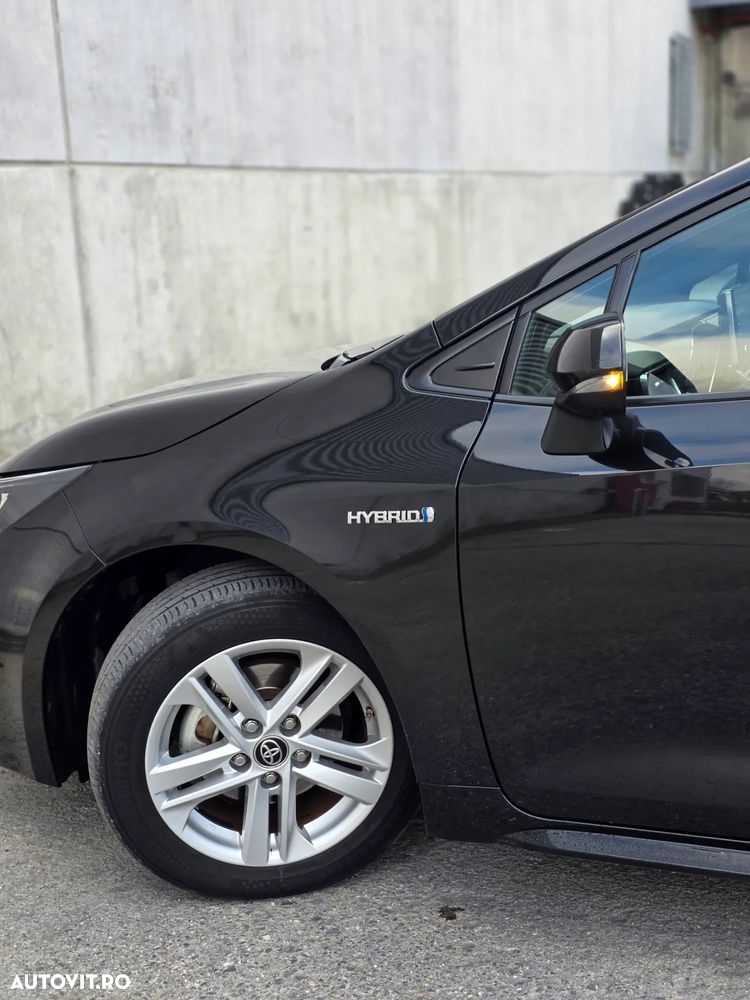Toyota Corolla 1.8 Hybrid Comfort - 21