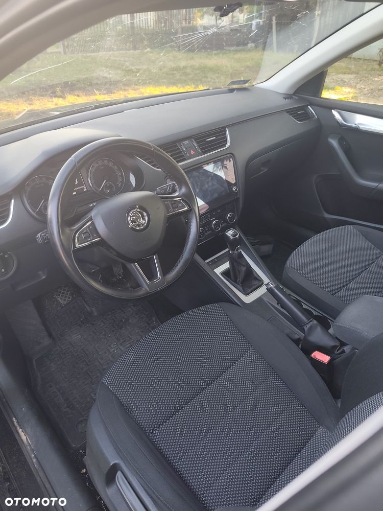 Skoda Octavia - 8