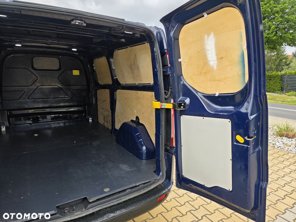 Ford Transit Custom - 14