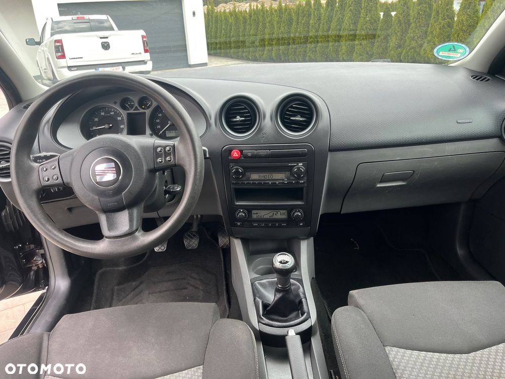 Seat Ibiza 1.4 16V Style - 13