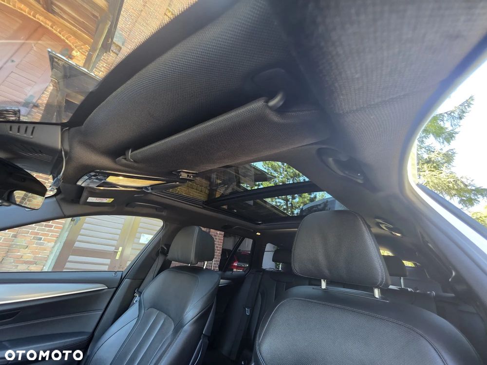 BMW Seria 5 540d xDrive M Sport sport - 28