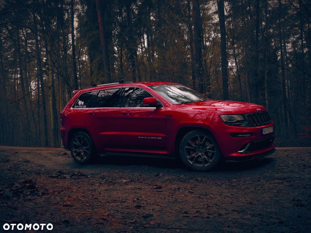 Jeep Grand Cherokee - 21