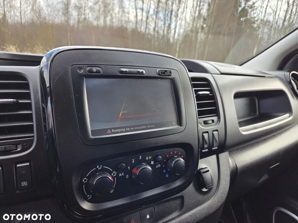 Renault Trafic - 21