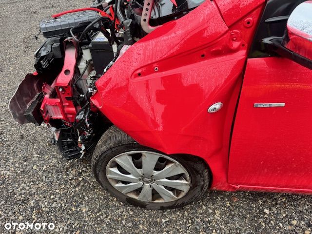 Peugeot 108 VTI 72 Top Allure - 24
