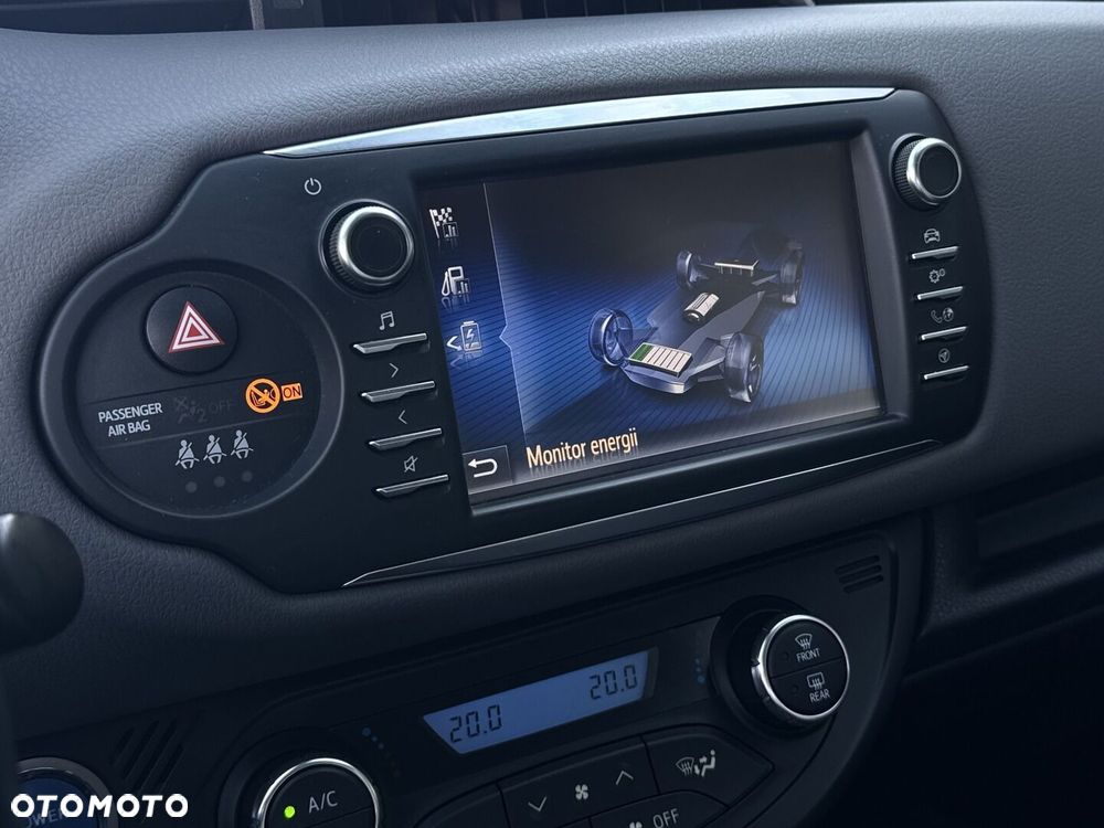 Toyota Yaris - 23