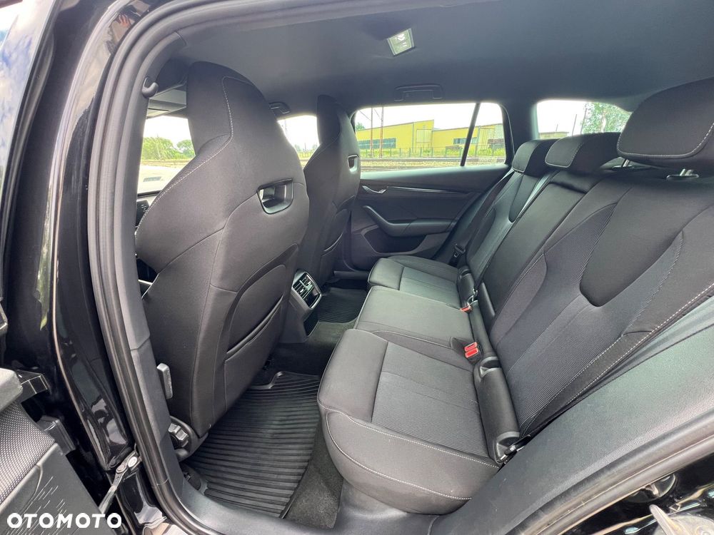 Skoda Octavia 1.5 TSI e-Tec Ambition DSG - 9