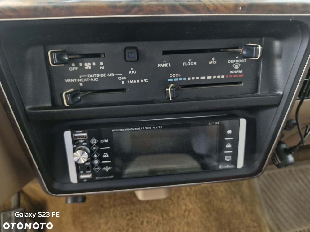 Ford Bronco - 20