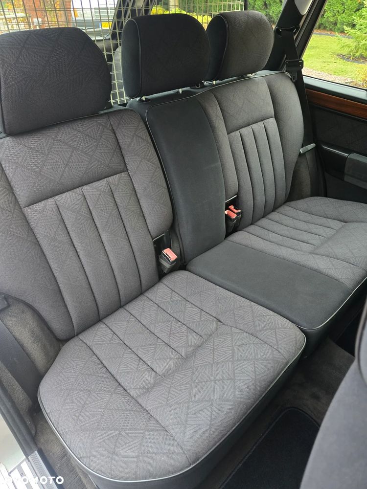 Mercedes-Benz W124 (1984-1993) - 28