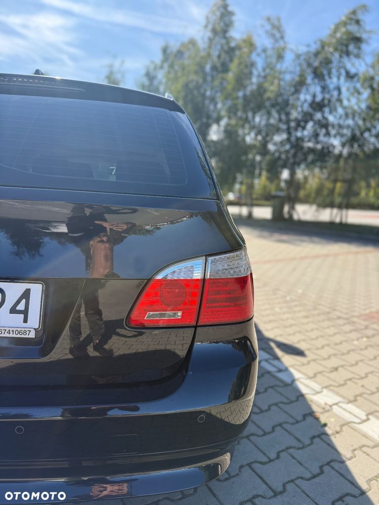 BMW Seria 5 530d Touring Edition Exclusive - 9