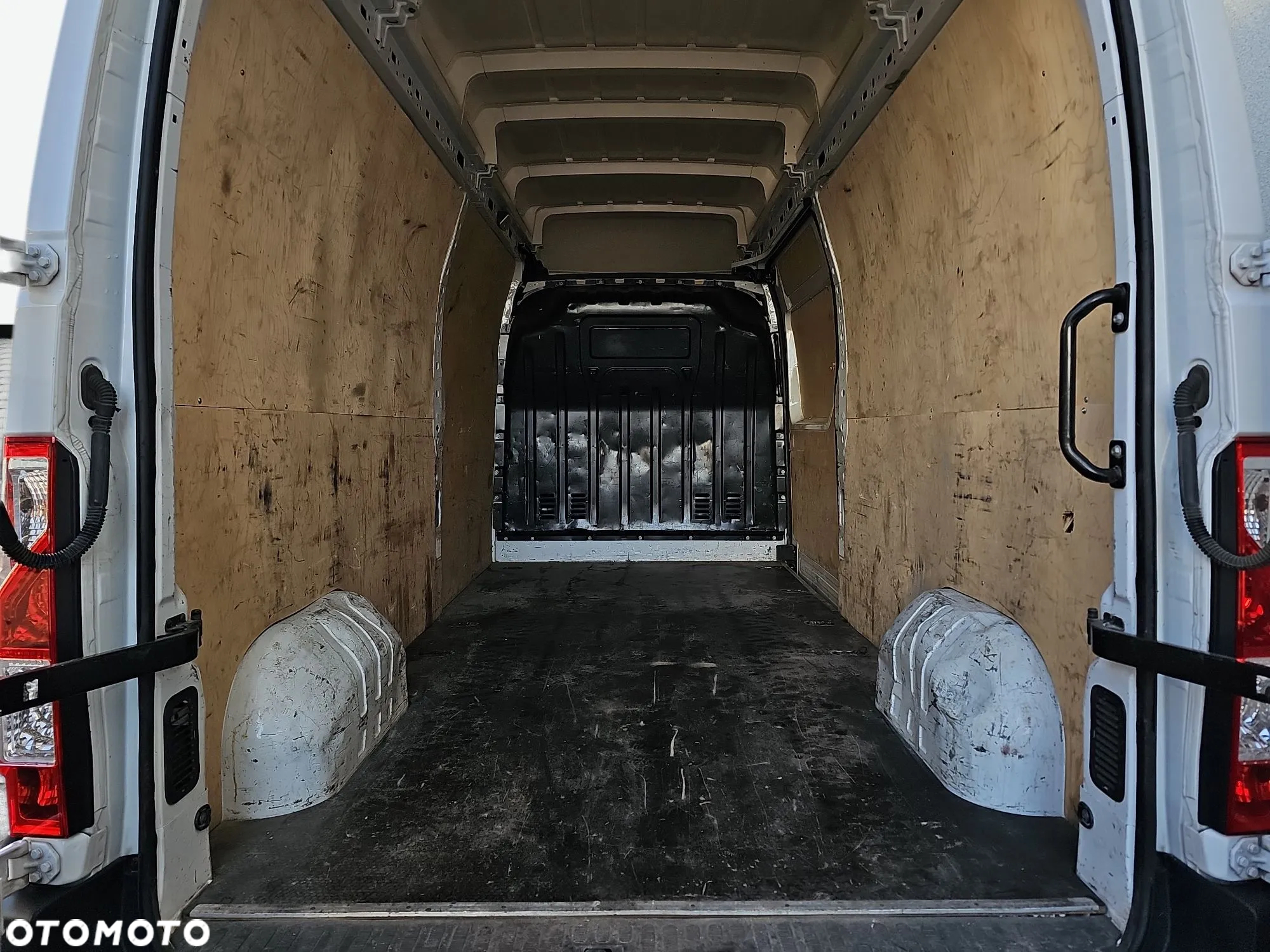 Renault Master - 24
