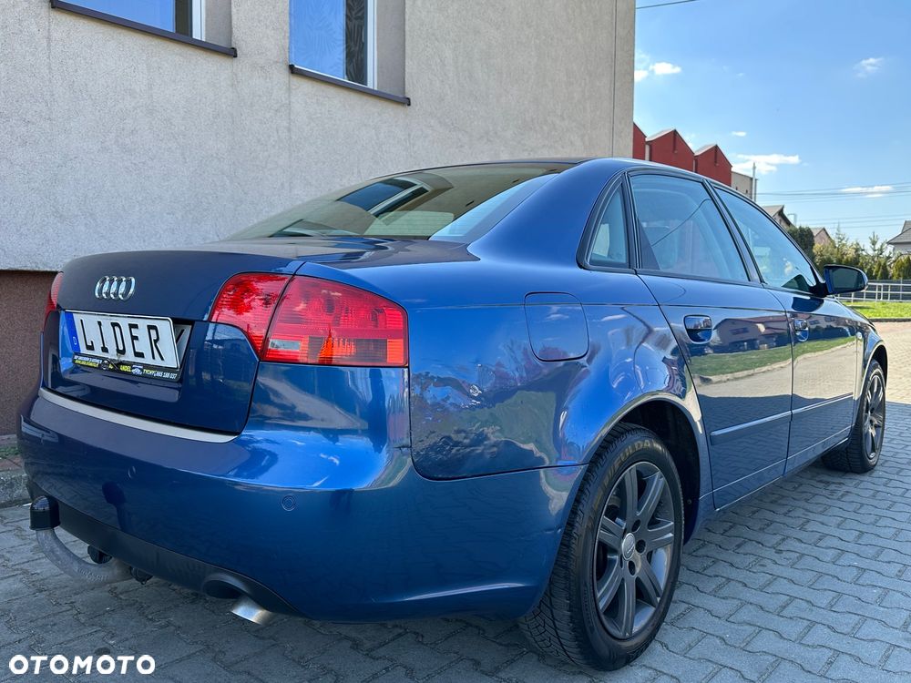 Audi A4 Limousine 3.0 TDI DPF quattro - 4