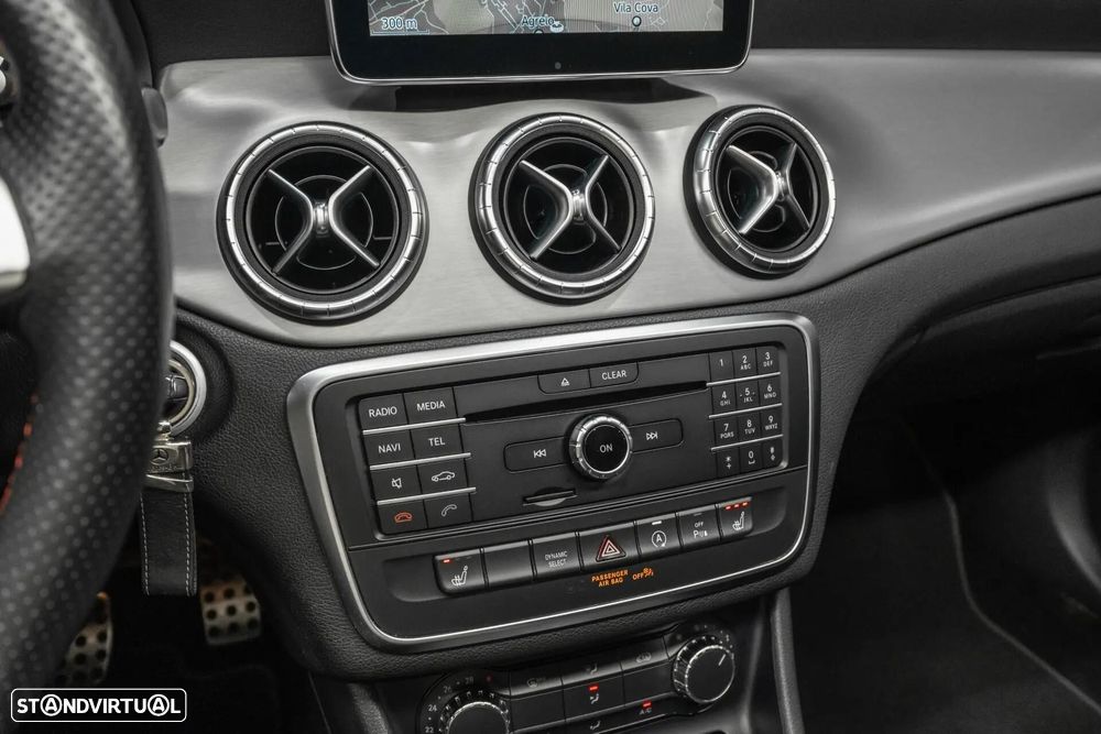 Mercedes-Benz CLA 220 d Shooting Brake AMG Line Aut. - 15