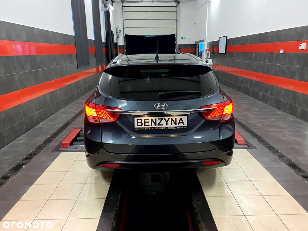 Hyundai i40 Kombi 1.6 Trend - 12
